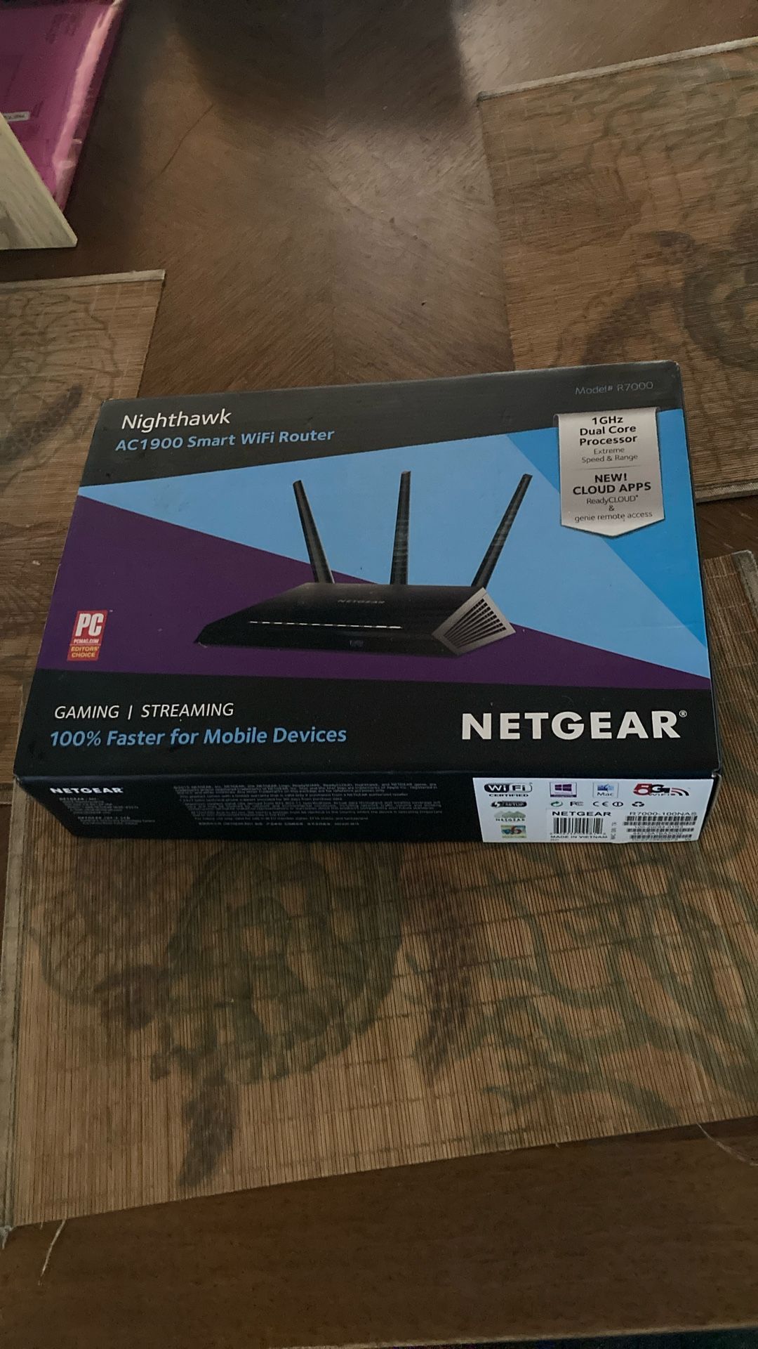 Netgear Smart Wi-Fi Router Brand New