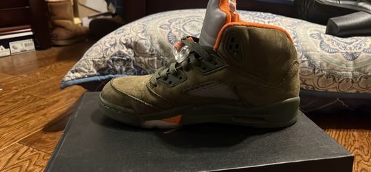 Air Jordan 5 retro (gs) (size 7)