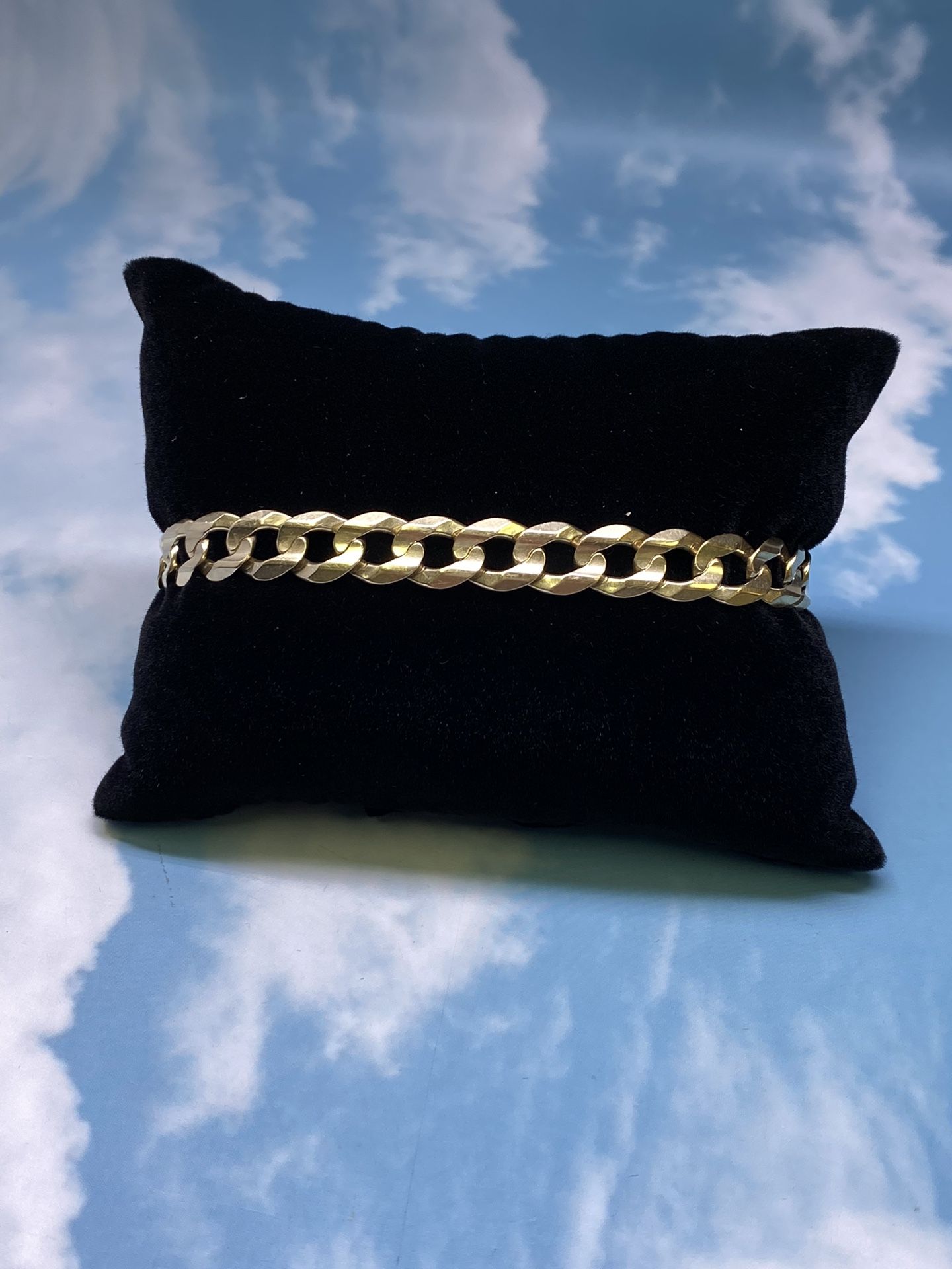 10k Curb Link Bracelet