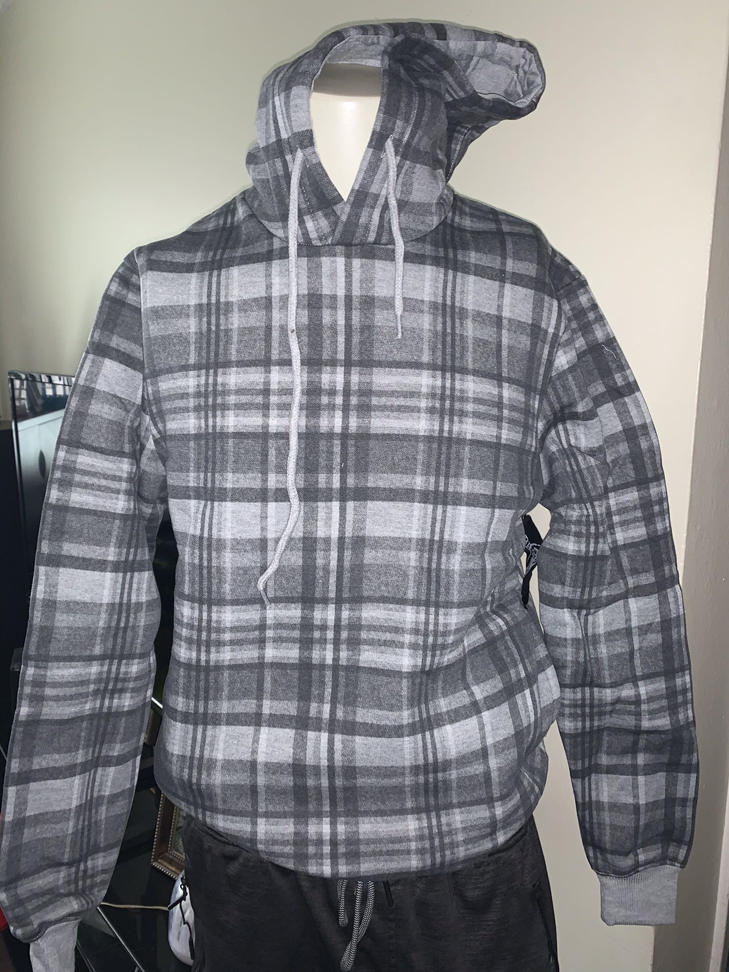 Brooklyn Standard men’s clothing wholesale sweaters, jackets, sweatpants Ropa de hombre por mayoreo read description
