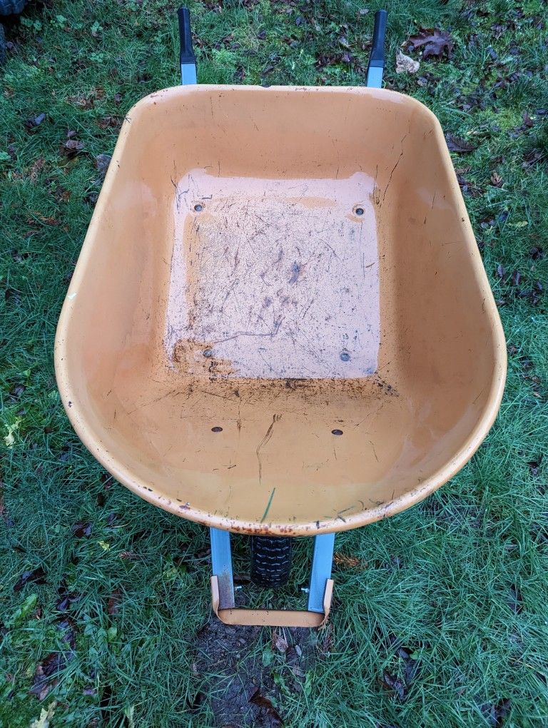 Wheelbarrow for Sale in Kent, WA OfferUp