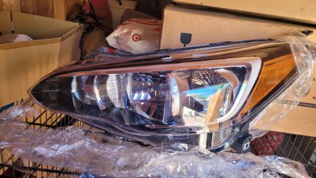 2018 Subaru Crosstrek Headlights