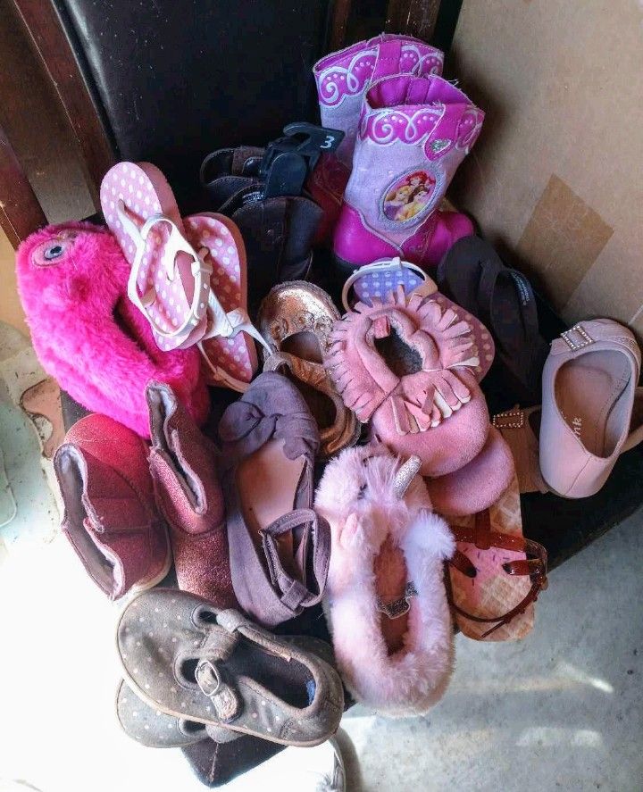 Bundle Lot of Girls (Infant/Toddler) Shoes