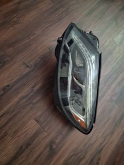 2014 / 2017  mercedes benz s550 headlight left