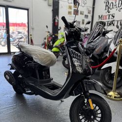 Scooters From 50cc To 300cc
