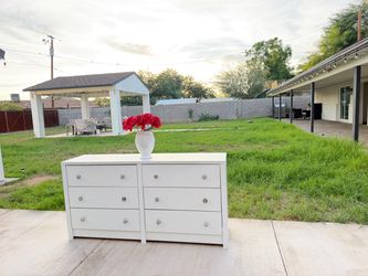 White modern dresser