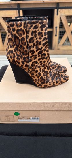 Animal print boots size 9