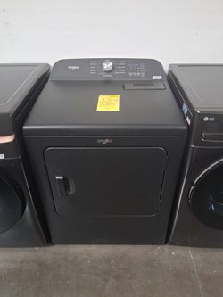 Whirlpool Electric Dryer in Black