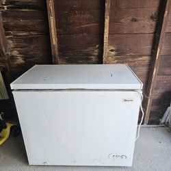 Magic Chef Freezer 