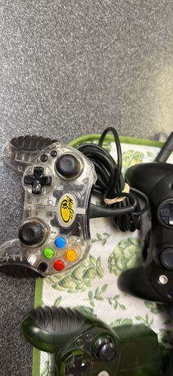 Xbox. 1st gen controllers 7 original 3 aftermarket