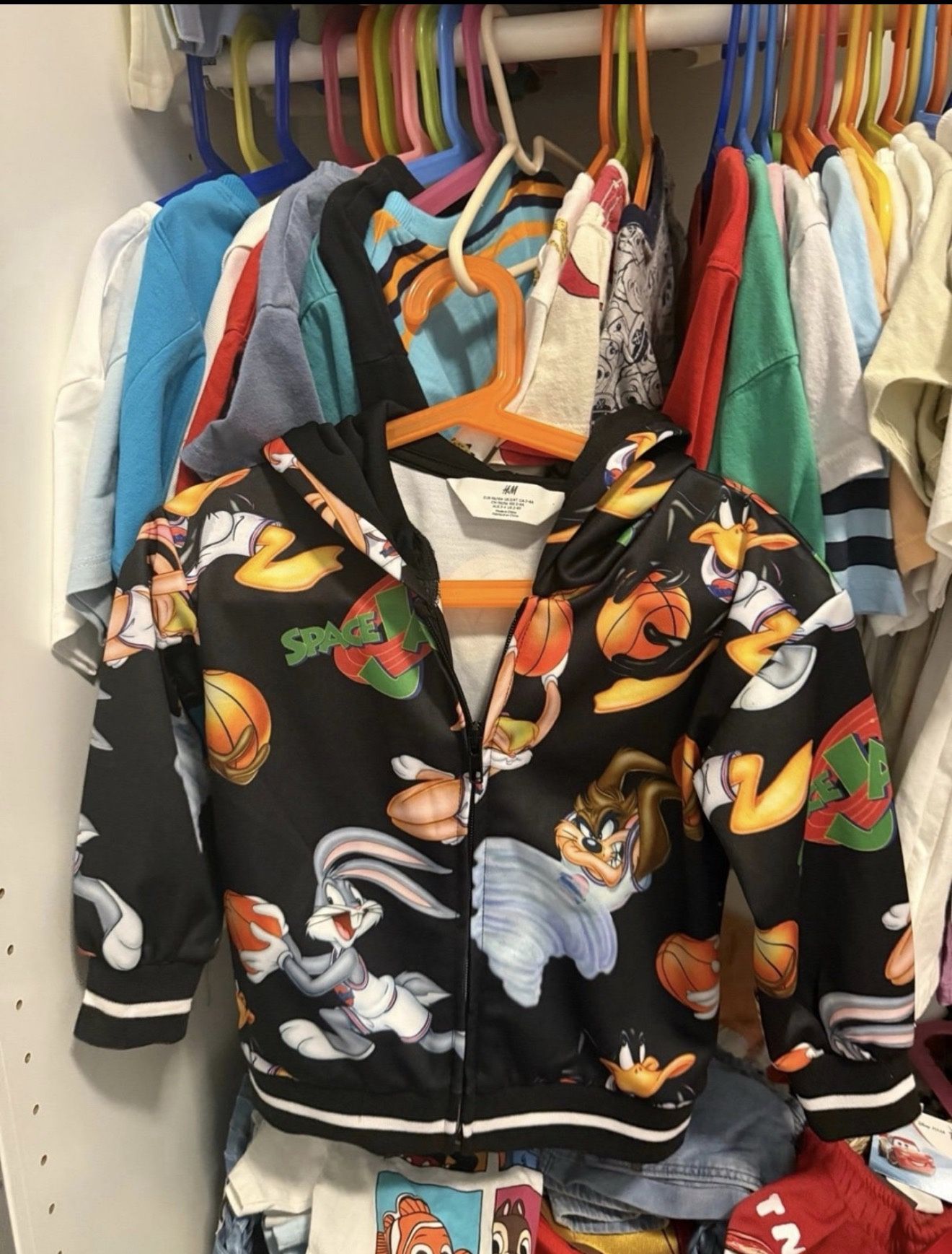 New H&m Boy Hoodie Zip Up Bugs Bunny