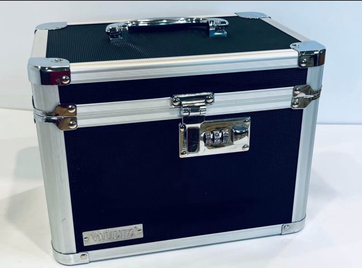 Vaultz Locking Storage Box – Sleek, Stylish & Durable – Nice! Doesn’t lock