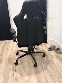 Gaming chair