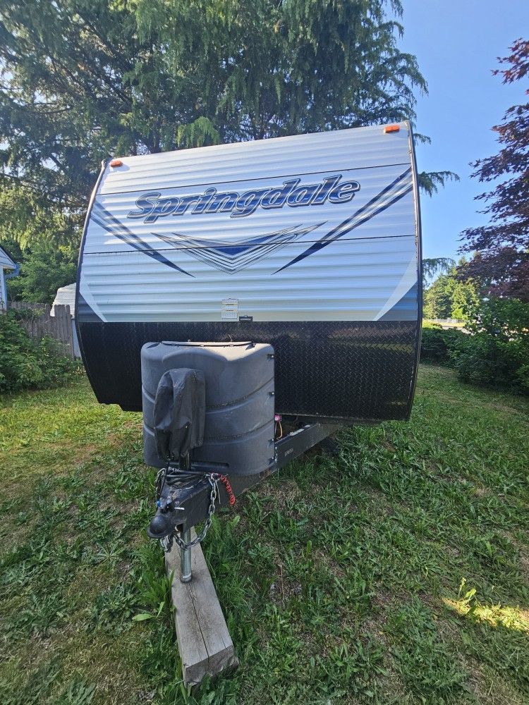 Keystone Springdale Fixer Upper