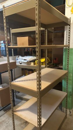 Two shelves L 36.5 x W18.5 x H72