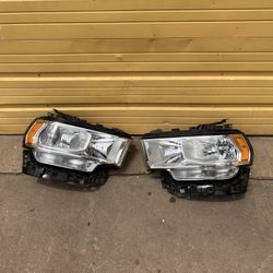 2020 Ram 2500 Headlight 