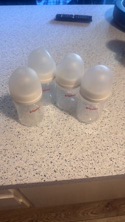Pigeon baby bottles