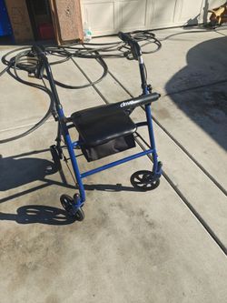 Drive walker with seat adjustable height 65 firm