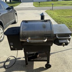 Camp Chef WoodWind 24 Pellet Grill / Smoker
