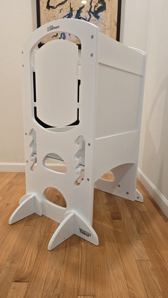 Little Partners Toddler Learning Tower