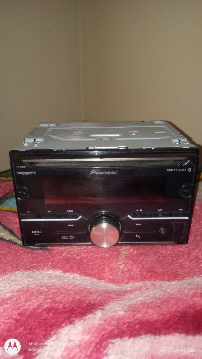 CAR RADIO PIONEER