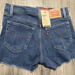 New Levis Size 27 Shorts 