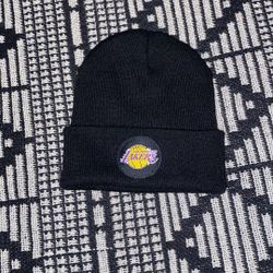 LOS ANGELES LAKERS BLACK BEANIE LEBRON LUKA