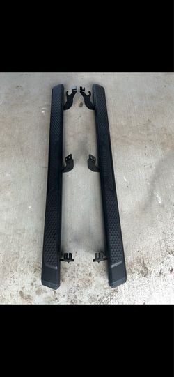 OEM 6th Gen 4Runner running boards