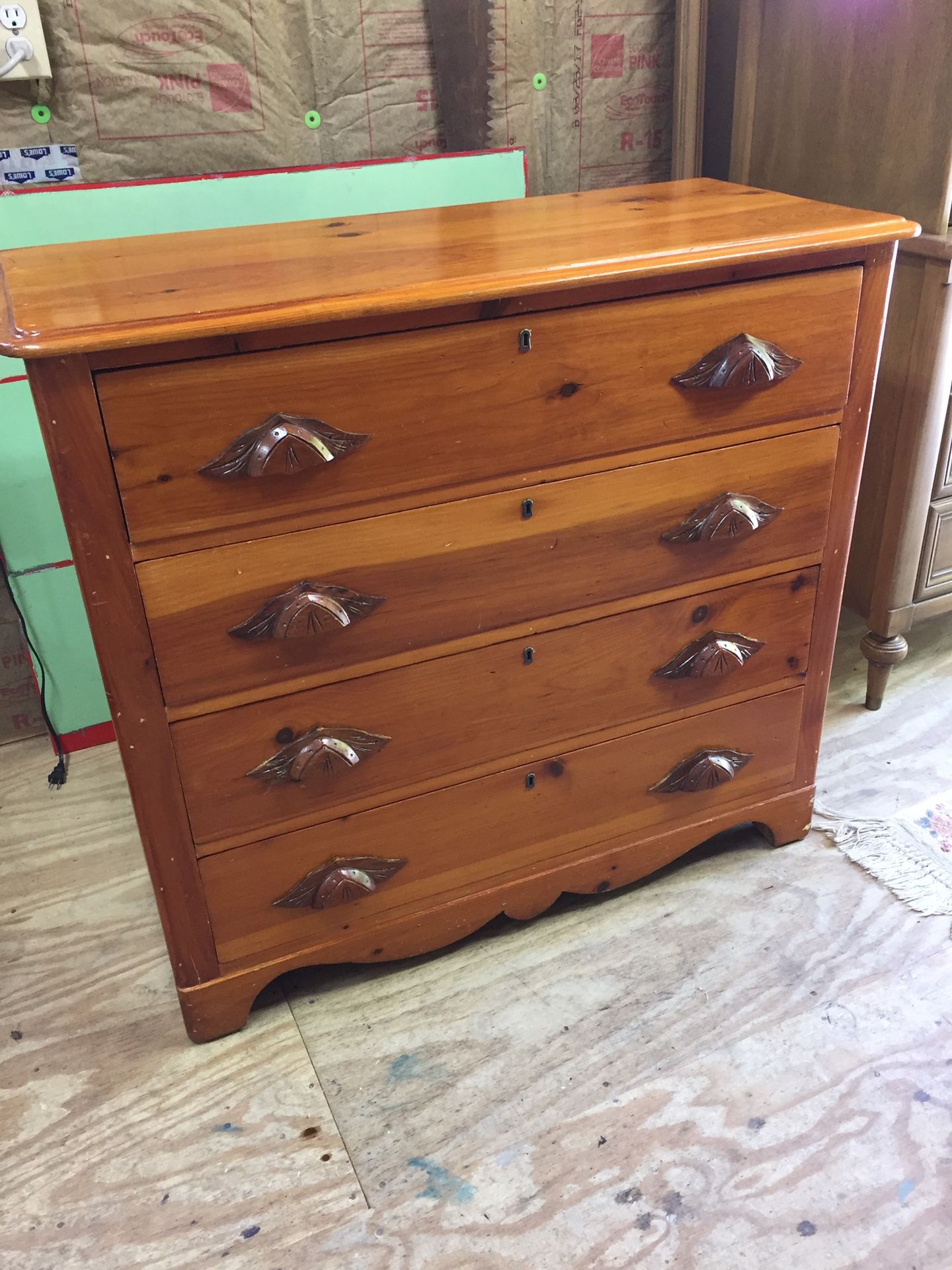 Nice Early 4drawer Pine Dresser w/wooden pulls,Beautiful Dovetail