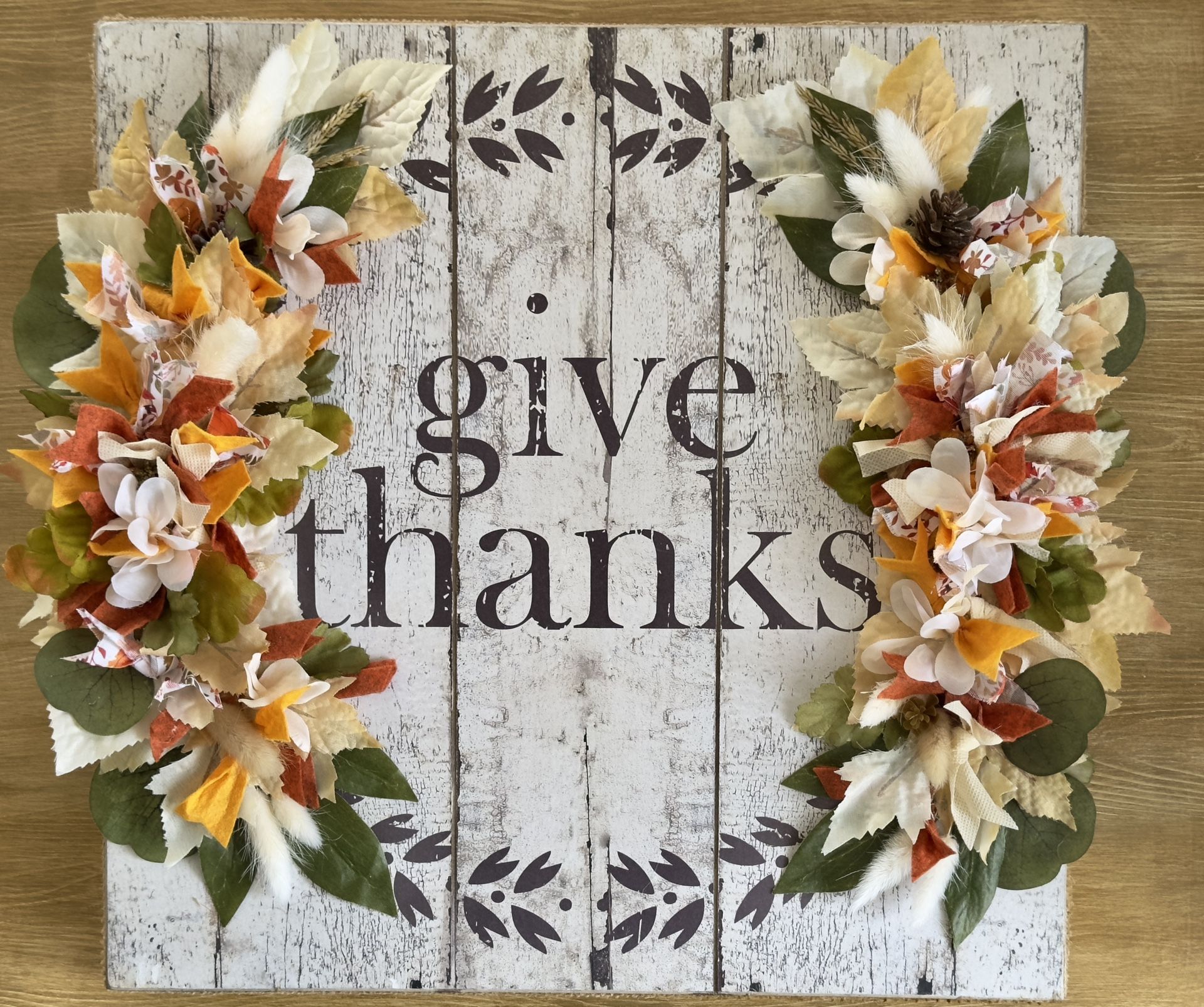 Handmade Fall Wreath Sign – Rustic “Give Thanks” Autumn Wall or Door Decor