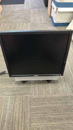 19’’ Dell Computer Monitor with built in Speaker