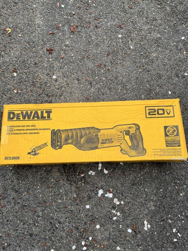 Dewalt Sawzaw 20v New In Box