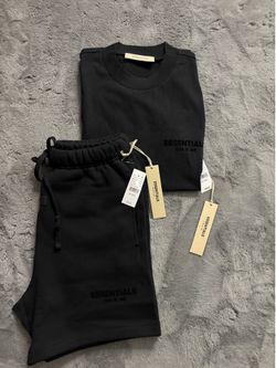 Essentials set shirt and shorts