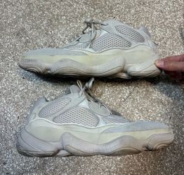 Yeezy 500 Blush size 11.5 & Yeezy Foam Rnnr Carbon size 12