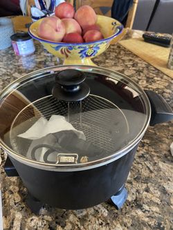 Rival fryer with basket