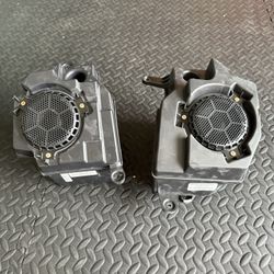 Jeep Gladiator Knee POD Speakers