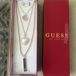 Guess 3 layers necklace earring set