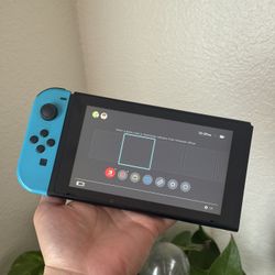 Nintendo Switch V1 (Unpatched) Low Serial– Blue Joy‑Con Only, Good Condition