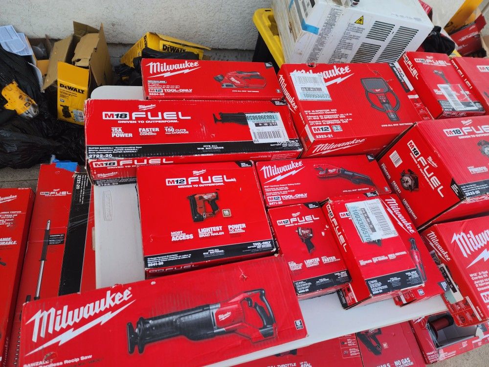 Millwakee Tools In Oxnard Ca 93033