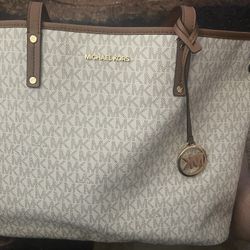 MK