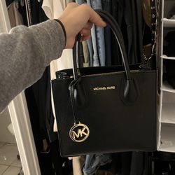 Michael Kors Black Pebbled Bag