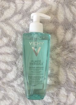 Vichy purete thermale gel facial cleanser