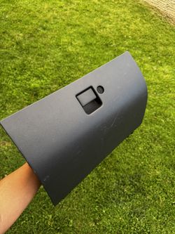 Nissan Hardbody Glove Box