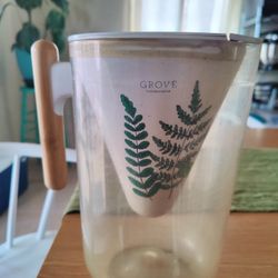 Grove Market Picther