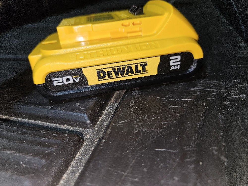 Dewalt 2.0 Battery 