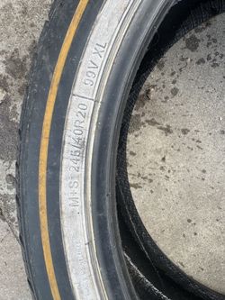 Tire size 20 like new