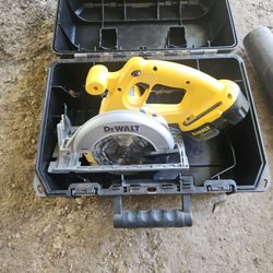 DeWalt Cordless Circular Saw