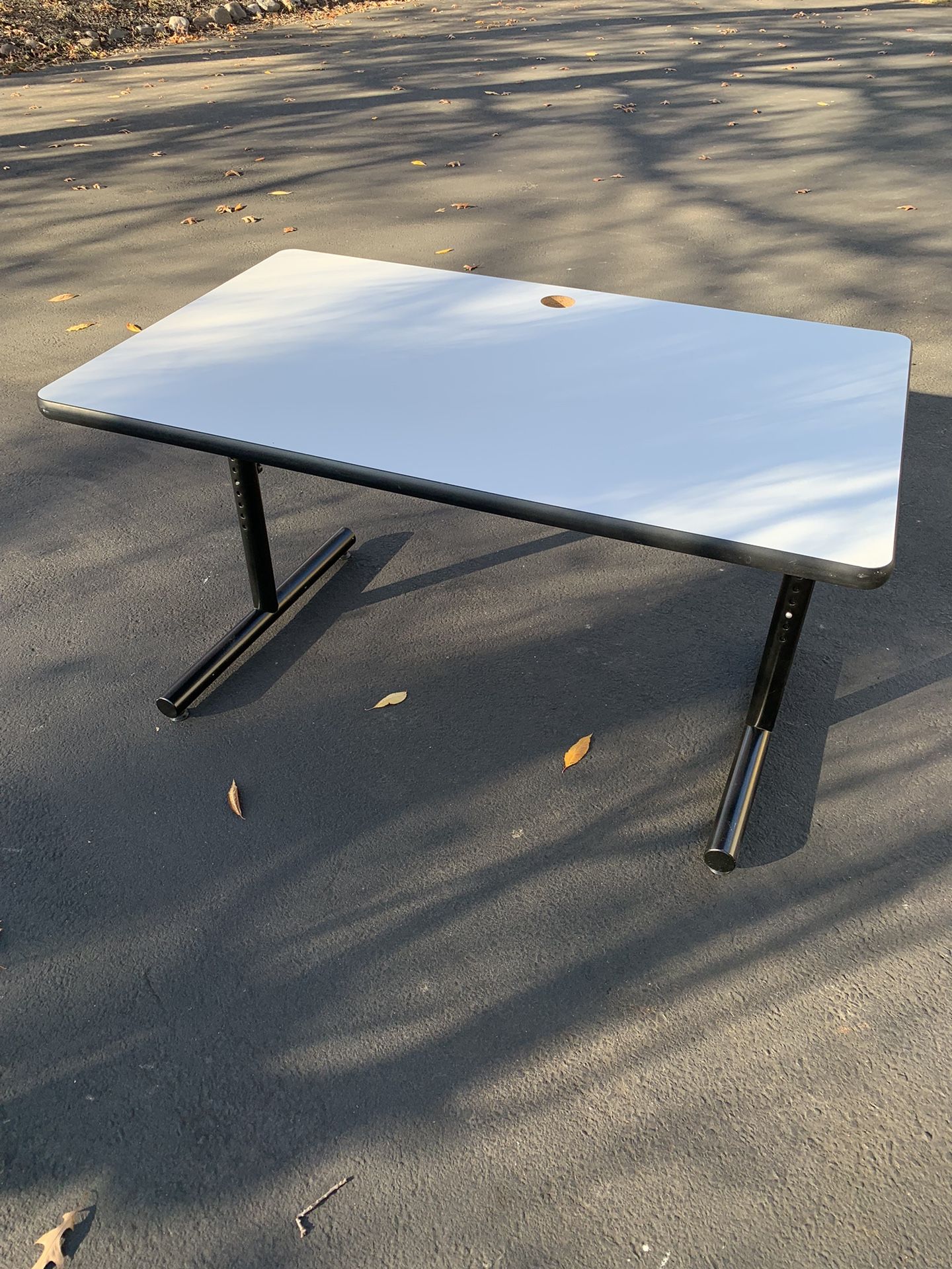 Office table/work Desk