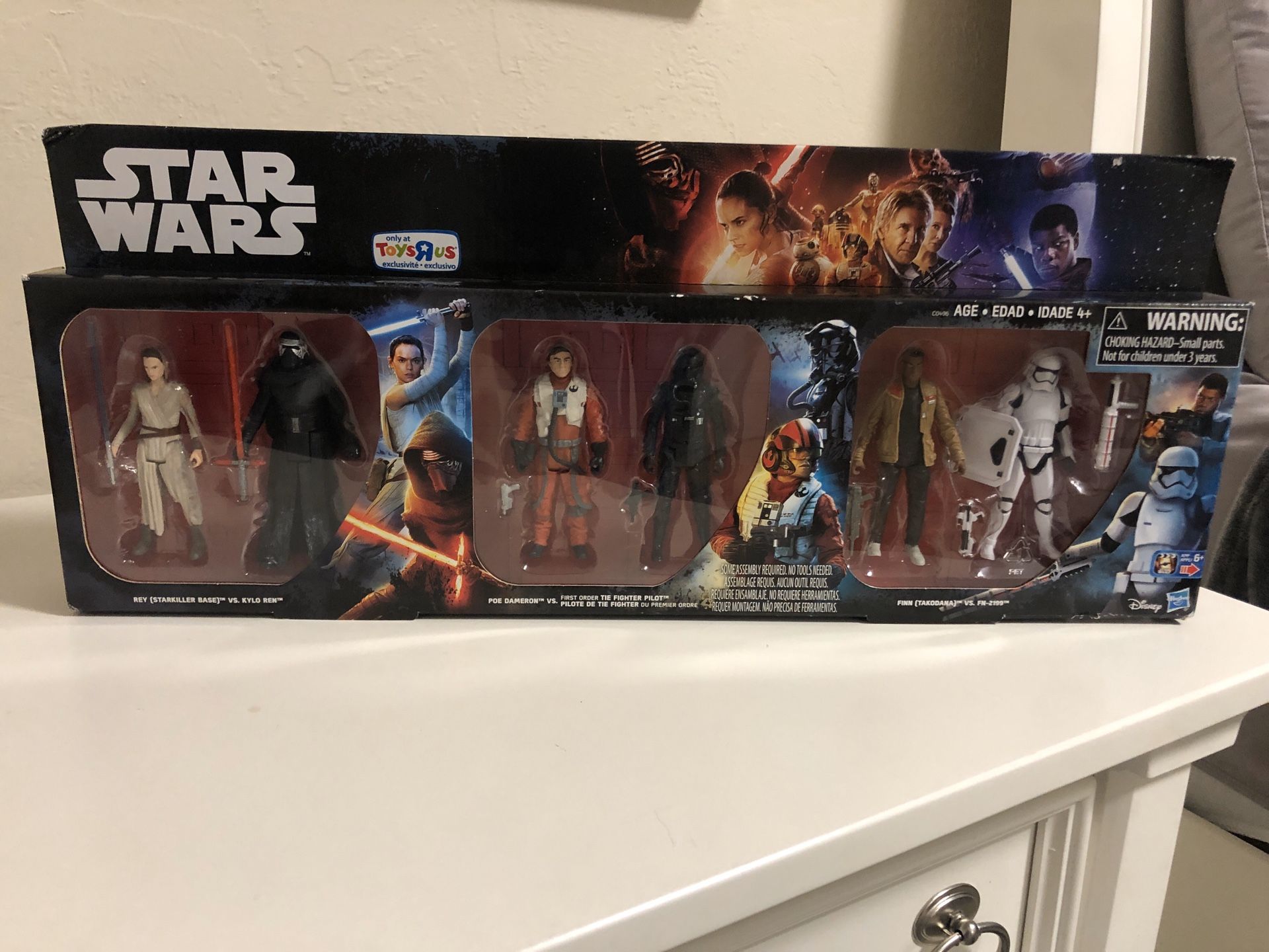 Star Wars Toys “R” Us exclusive the force awakens six pack figure set brand new sealed