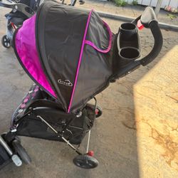 Stroller/carriola 